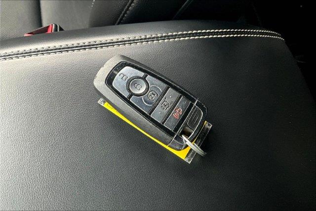 2020 Ford Explorer - $32,500