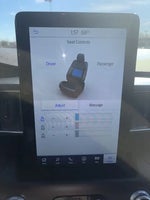 2020 Explorer Thumbnail 16