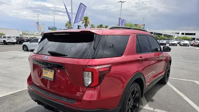 2021 Ford Explorer ST