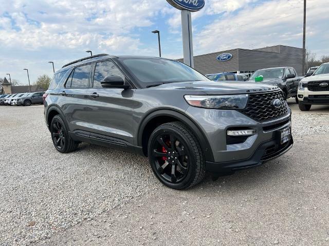 2022 Ford Explorer - $36,900