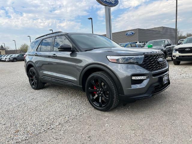 2022 Ford Explorer - $36,900