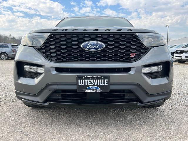 2022 Ford Explorer - $36,900