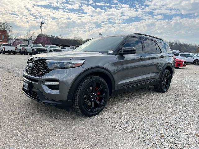 2022 Ford Explorer - $36,900