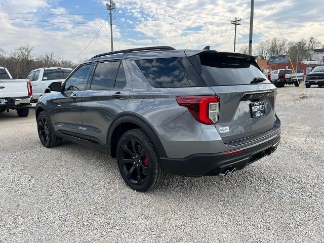 2022 Ford Explorer - $36,900