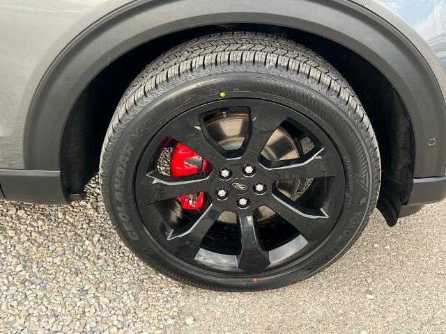 2022 Ford Explorer - $36,900