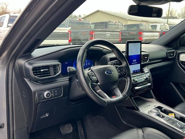 2022 Ford Explorer - $36,900