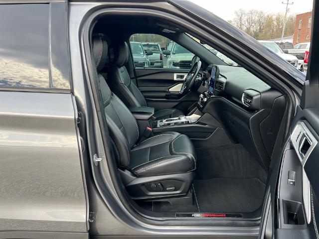 2022 Ford Explorer - $36,900