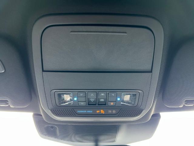 2022 Ford Explorer - $36,900