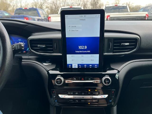 2022 Ford Explorer - $36,900