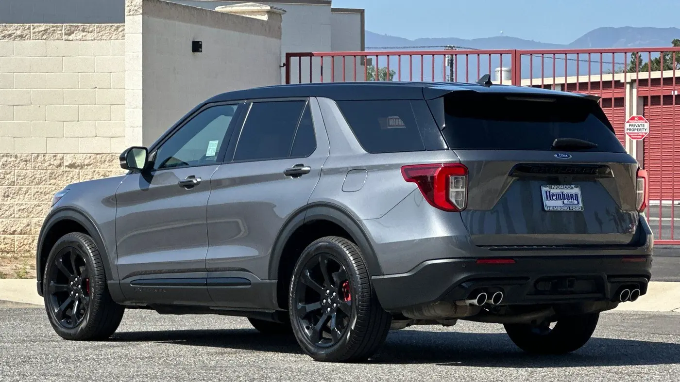 2022 Ford Explorer ST