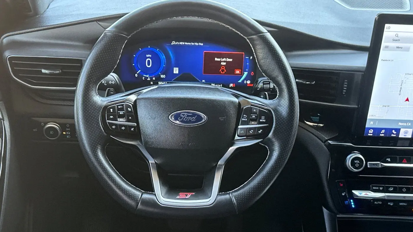 2022 Ford Explorer ST