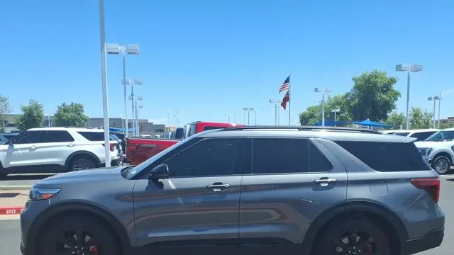 2023 Ford Explorer ST