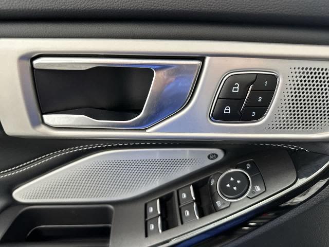 2023 Ford Explorer - $33,980