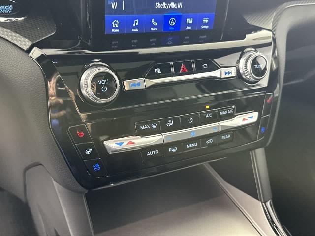 2023 Ford Explorer - $33,980