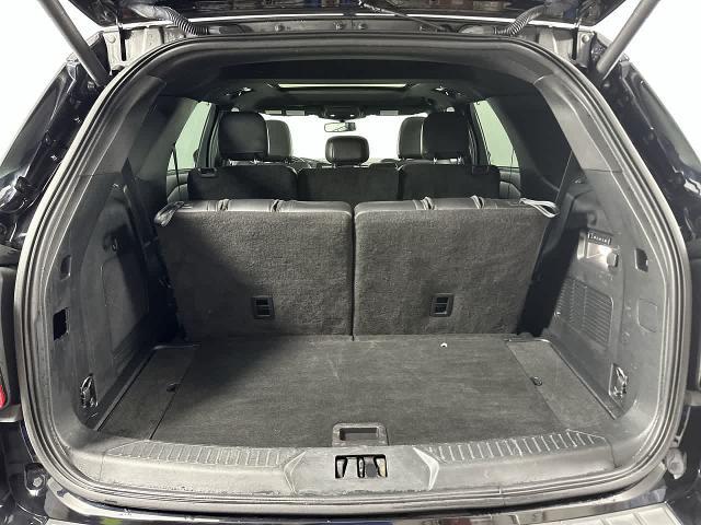 2023 Ford Explorer - $33,980