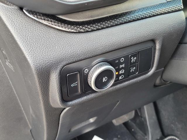 2024 Ford Explorer - $38,800