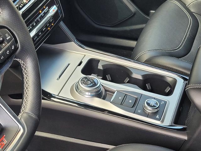 2024 Ford Explorer - $38,800