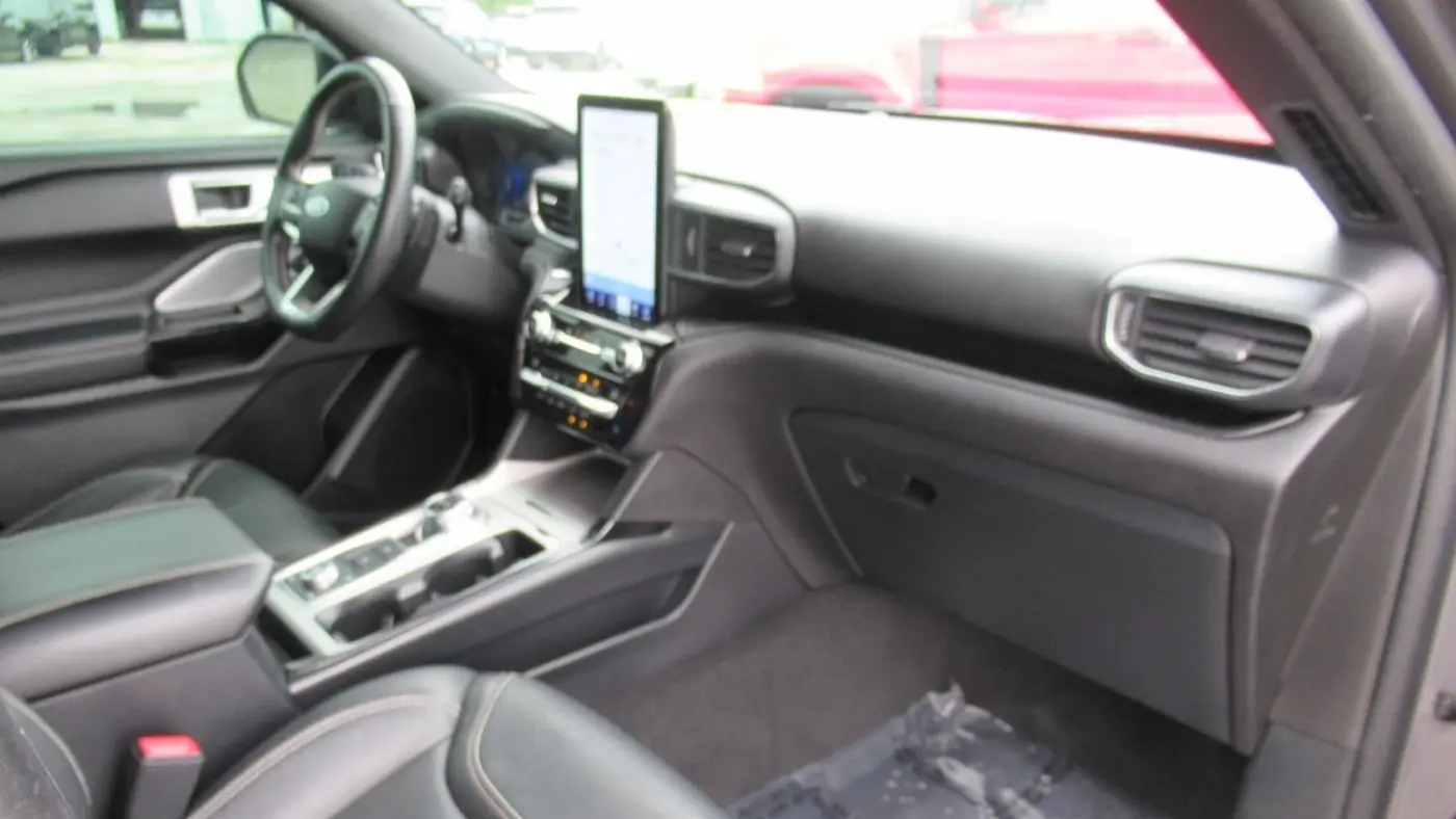 2021 Ford Explorer ST