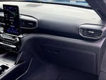 2022 Explorer Thumbnail 27