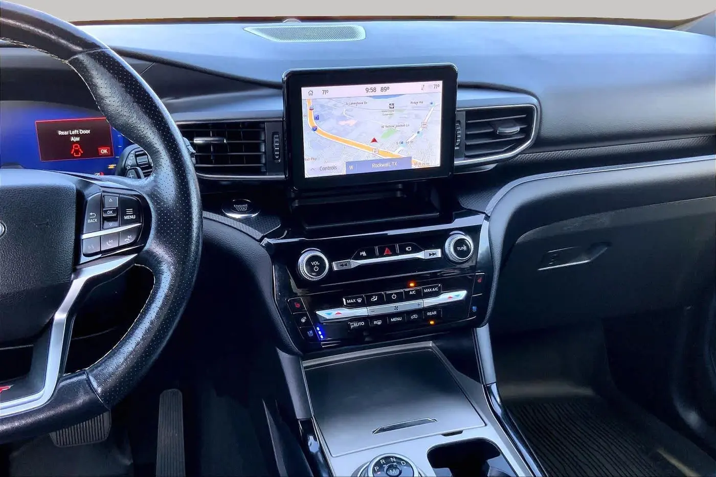 2022 Ford Explorer - $26,549