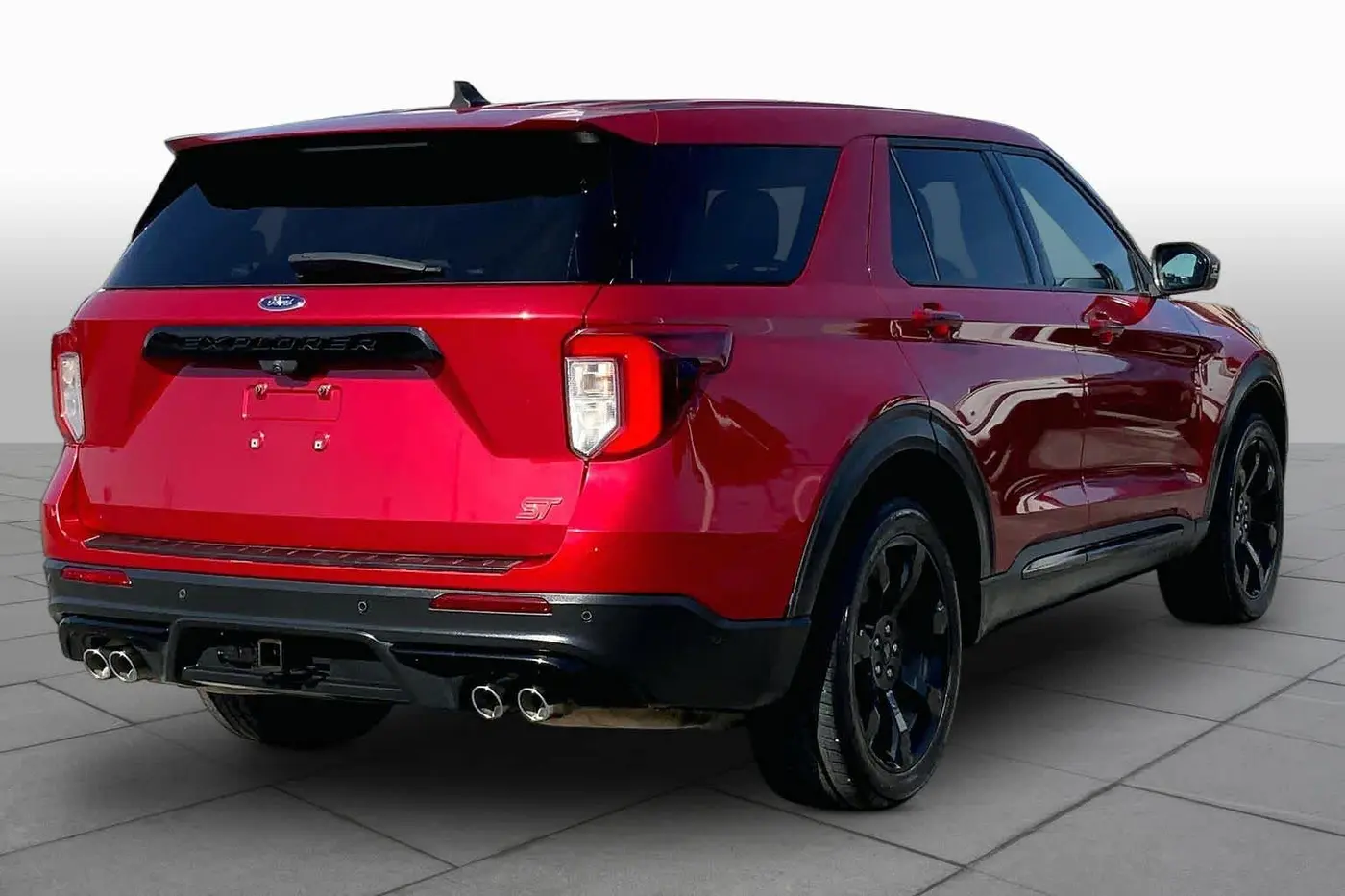 2022 Ford Explorer - $26,549