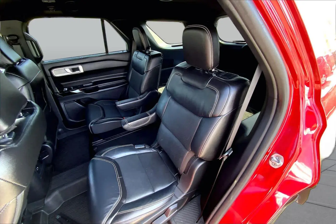 2022 Ford Explorer - $26,549