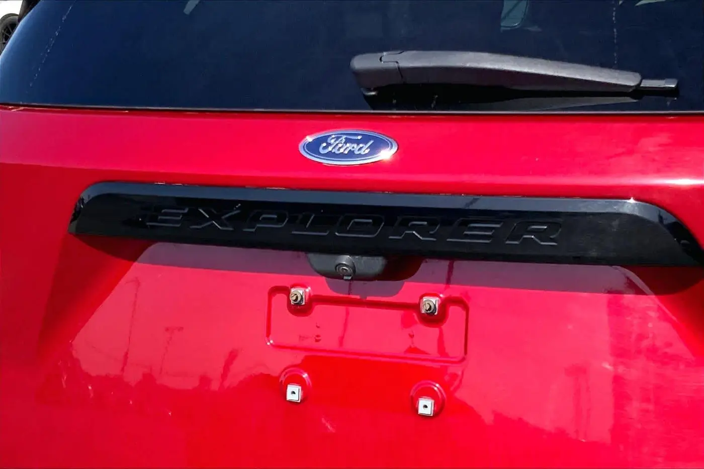 2022 Ford Explorer - $26,549