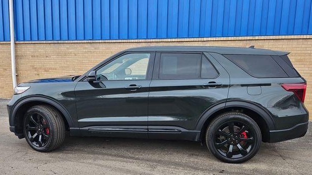 2022 Ford Explorer ST