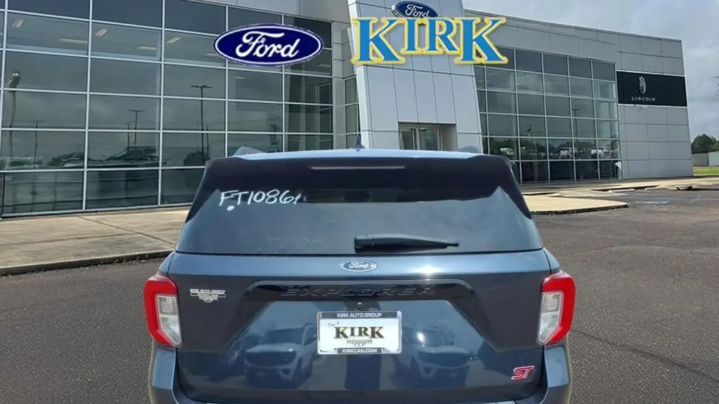 2023 Ford Explorer ST