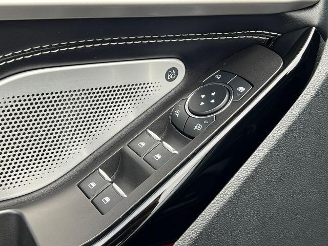 2023 Ford Explorer - $31,698