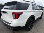 2023 Explorer Thumbnail 2