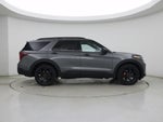 2023 Explorer Thumbnail 7