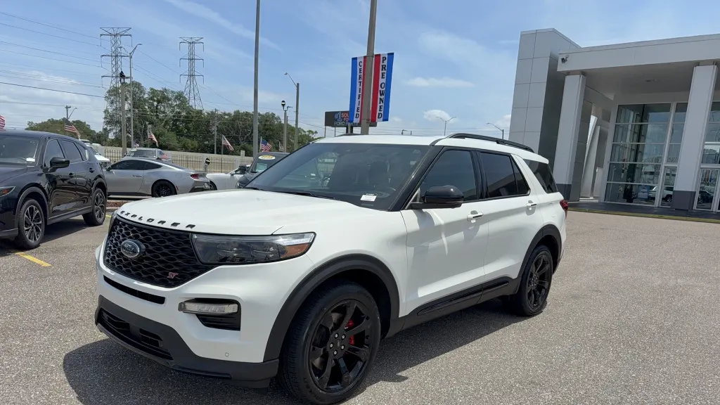 2023 Ford Explorer ST