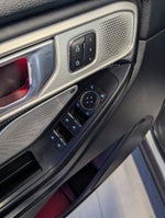 2020 Explorer Thumbnail 19