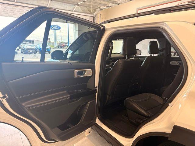 2021 Ford Explorer - $27,189