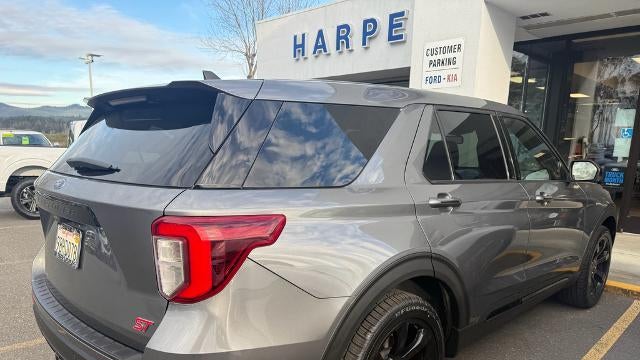 2022 Ford Explorer ST