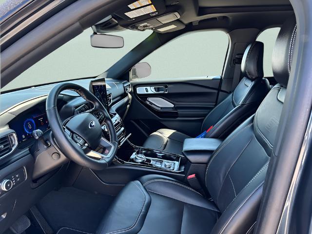 2022 Ford Explorer - $32,995