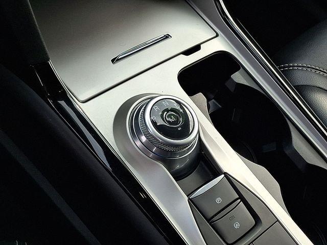 2022 Ford Explorer - $37,588