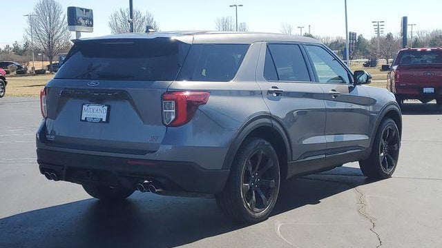 2022 Ford Explorer ST