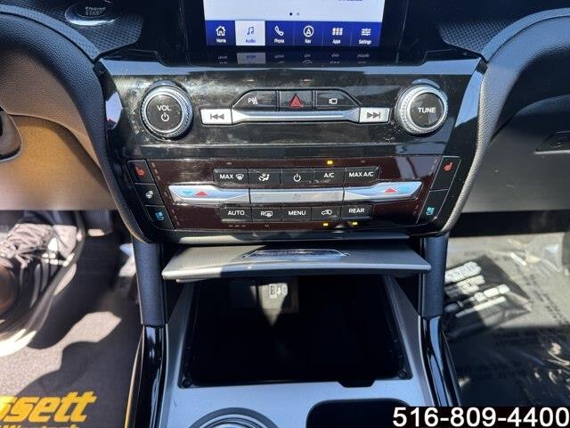 2022 Ford Explorer - $37,547