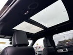2022 Explorer Thumbnail 18
