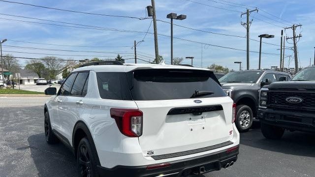 2023 Ford Explorer ST
