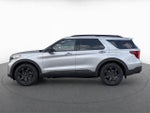 2020 Explorer Thumbnail 8