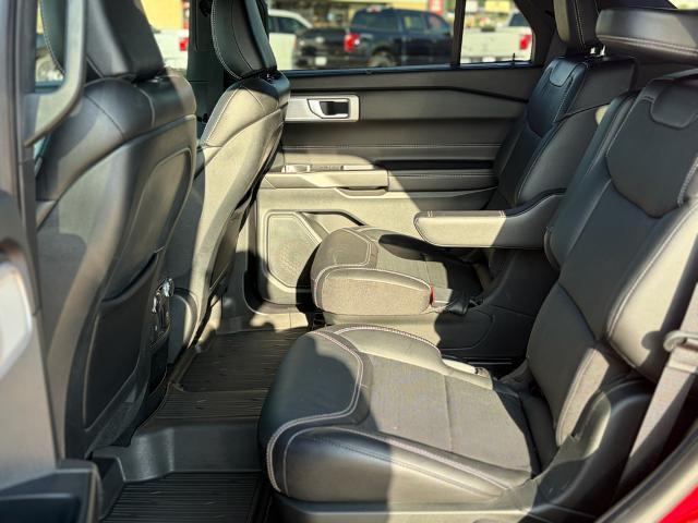 2020 Ford Explorer - $31,988