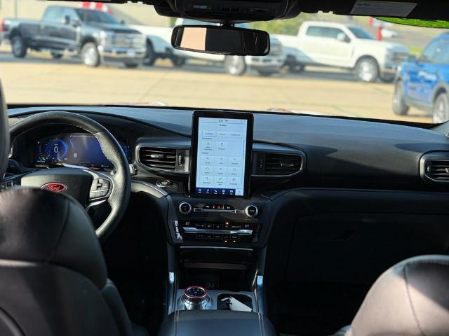 2020 Ford Explorer - $31,988