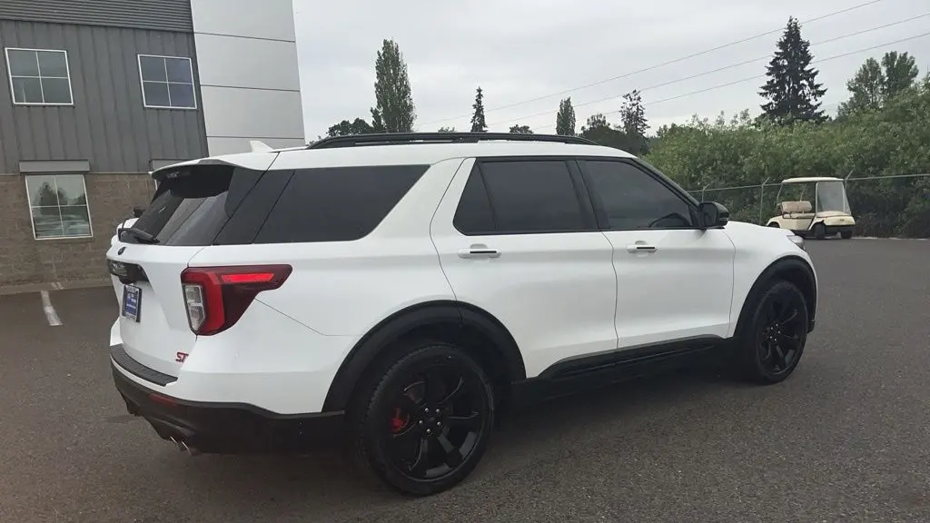 2021 Ford Explorer ST