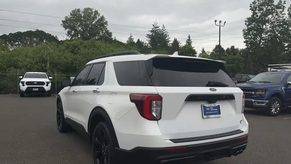 2021 Ford Explorer ST