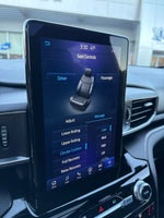 2021 Explorer Thumbnail 15