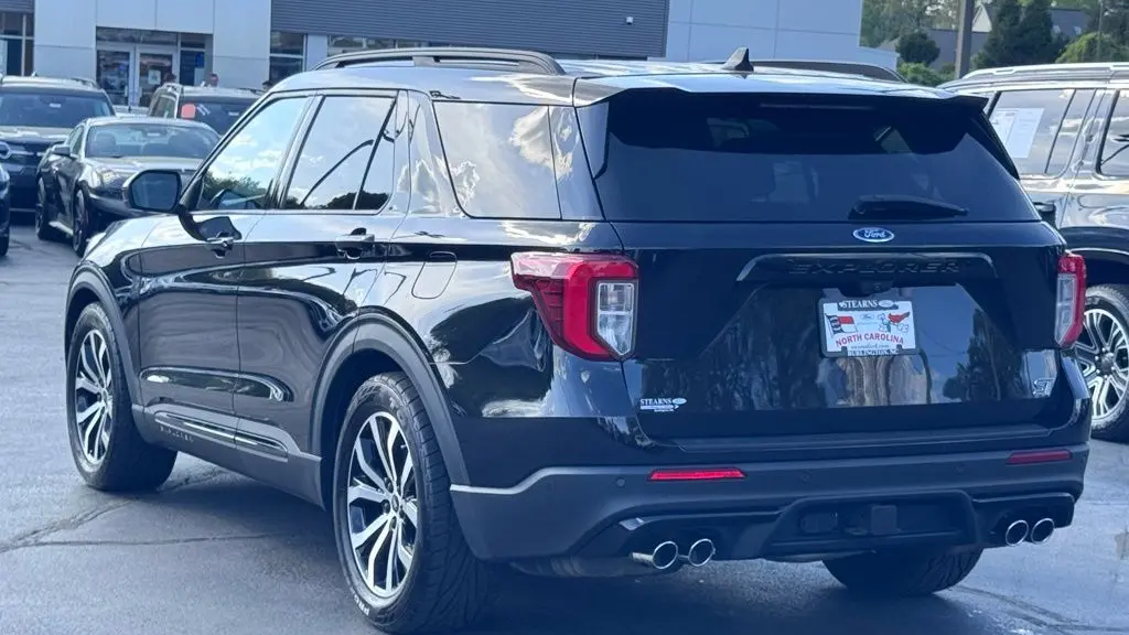 2022 Ford Explorer ST