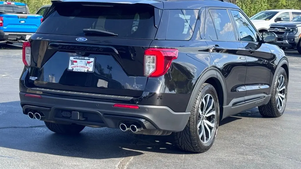 2022 Ford Explorer ST